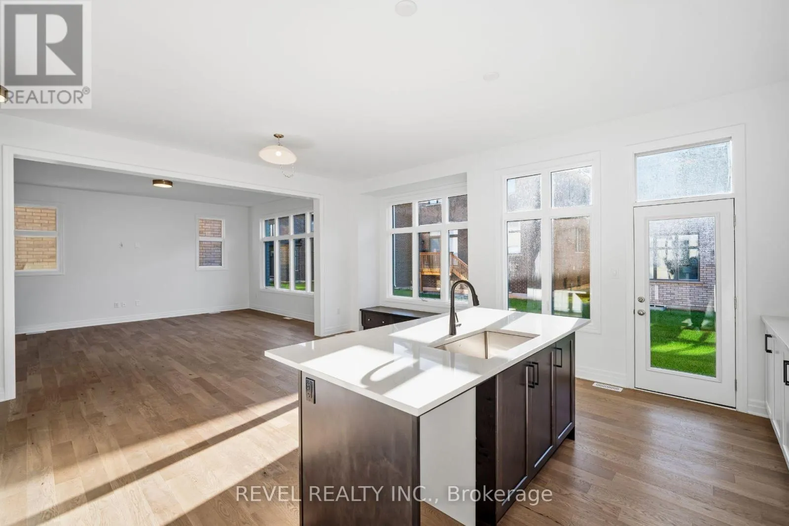 1154 MAVERICK WAY