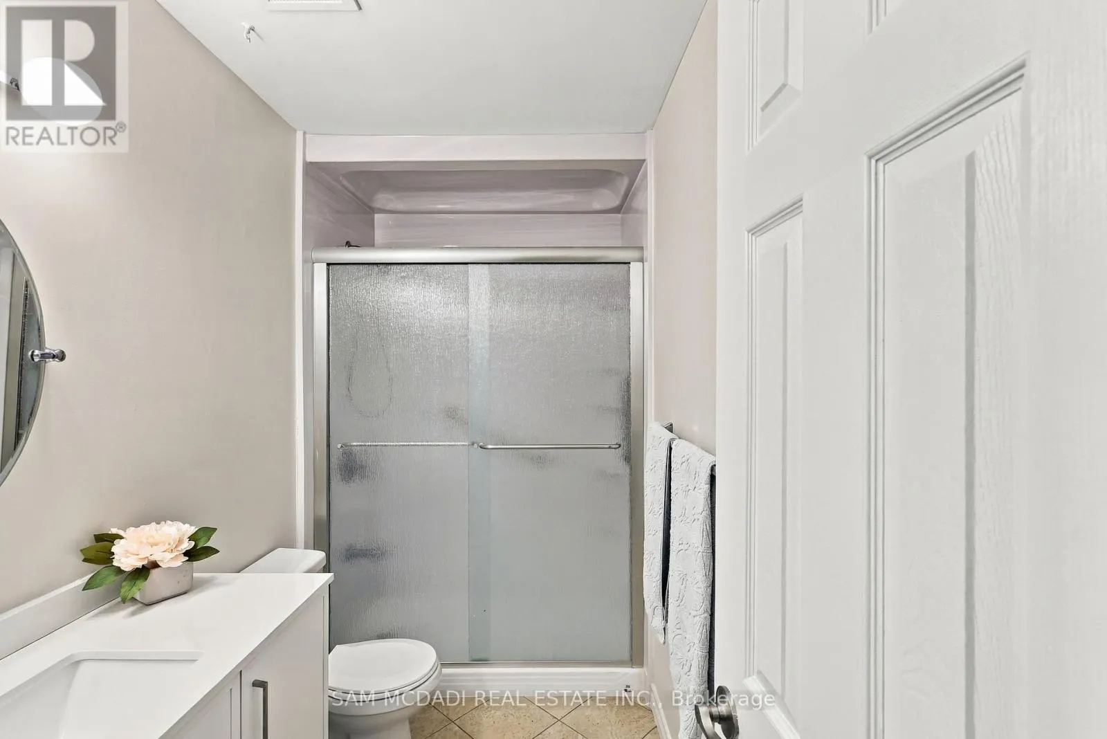 87 - 2779 GANANOQUE DRIVE