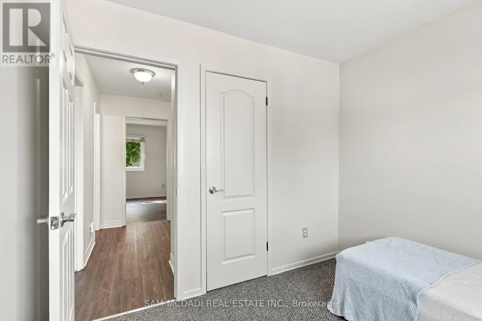 87 - 2779 GANANOQUE DRIVE
