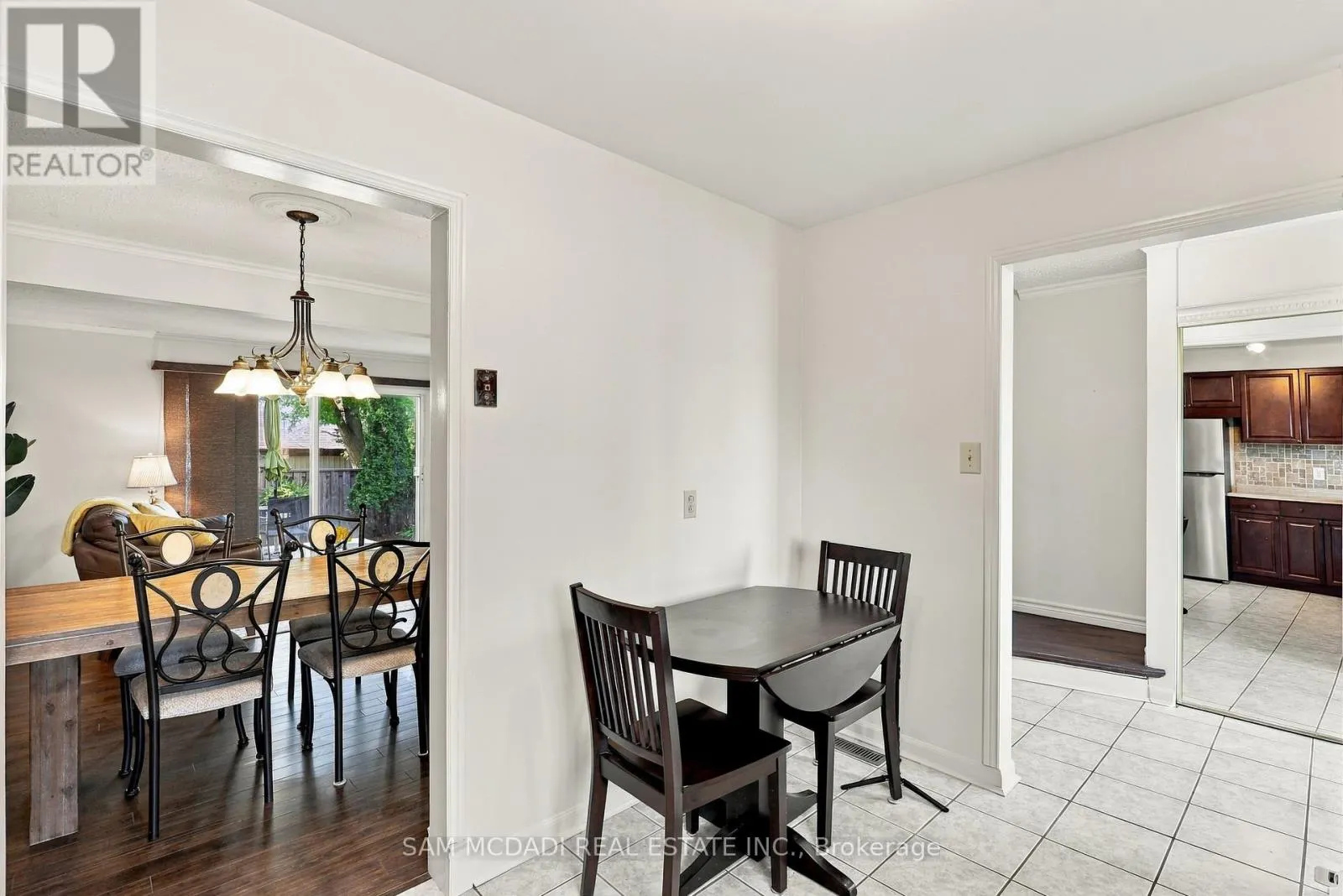 87 - 2779 GANANOQUE DRIVE