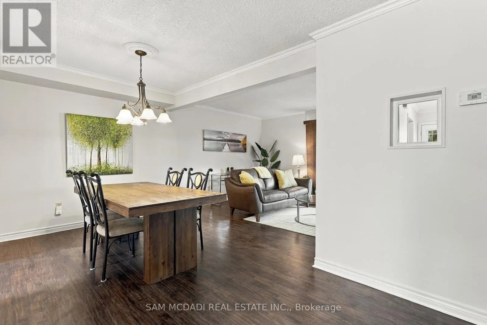 87 - 2779 GANANOQUE DRIVE