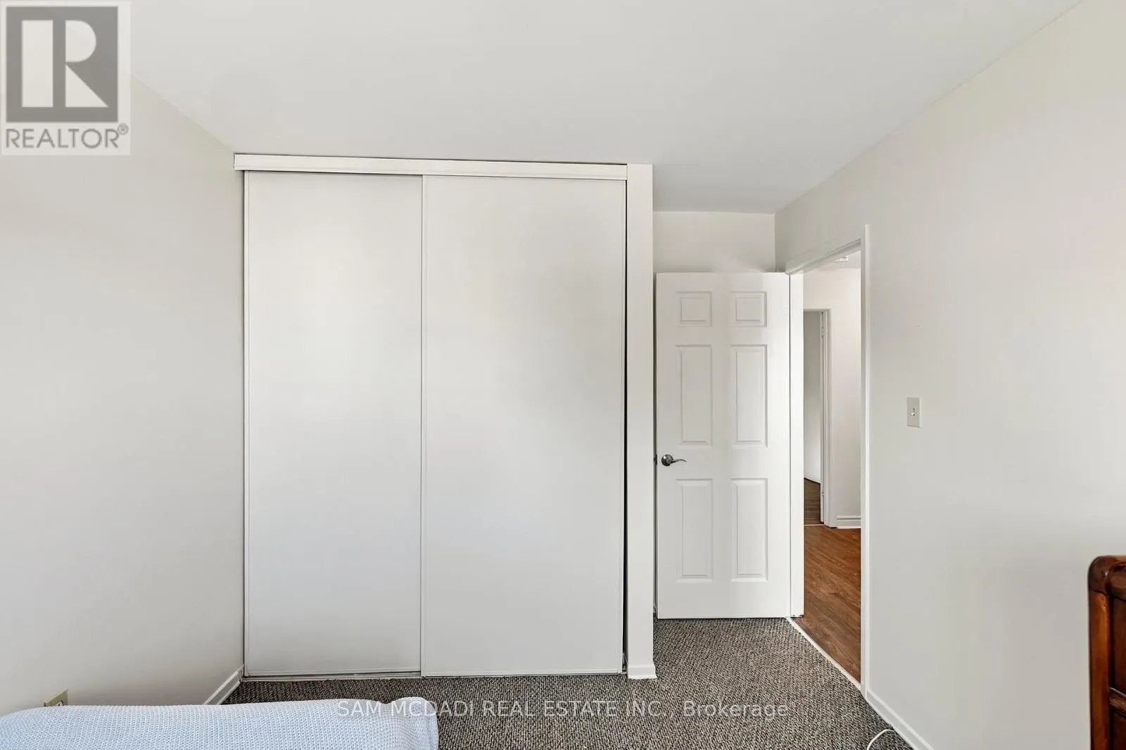 87 - 2779 GANANOQUE DRIVE