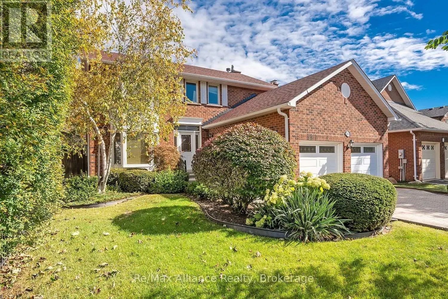 2151 PINEVIEW DRIVE