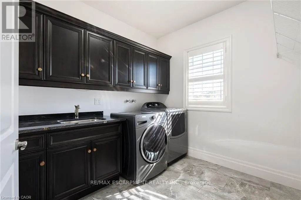 125 STOKES TRAIL