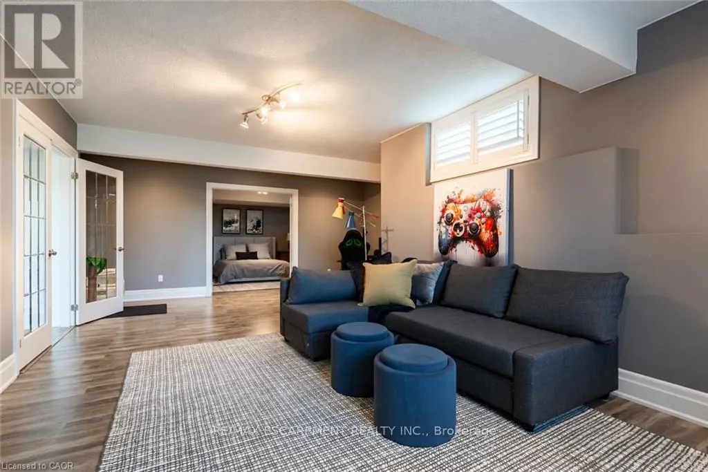 125 STOKES TRAIL