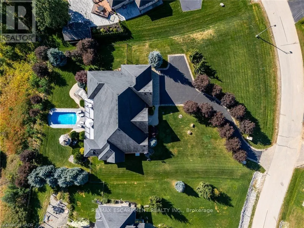 125 STOKES TRAIL
