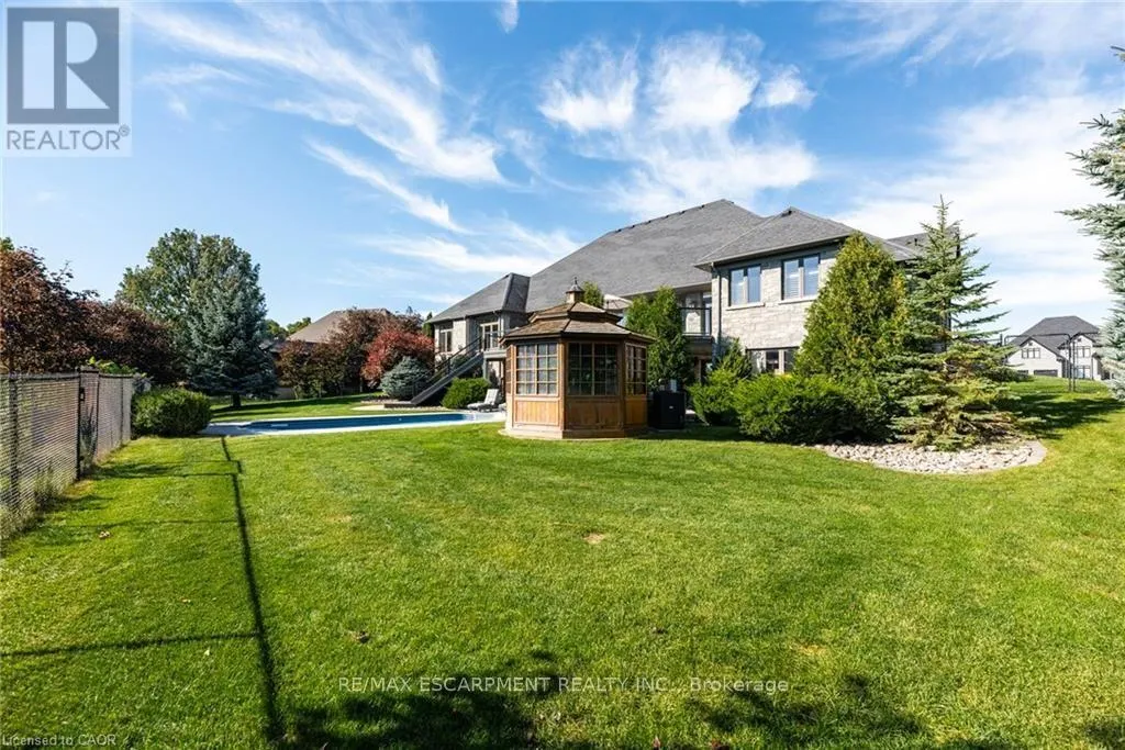 125 STOKES TRAIL