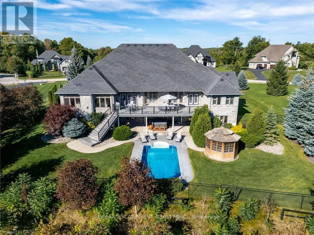 125 STOKES TRAIL