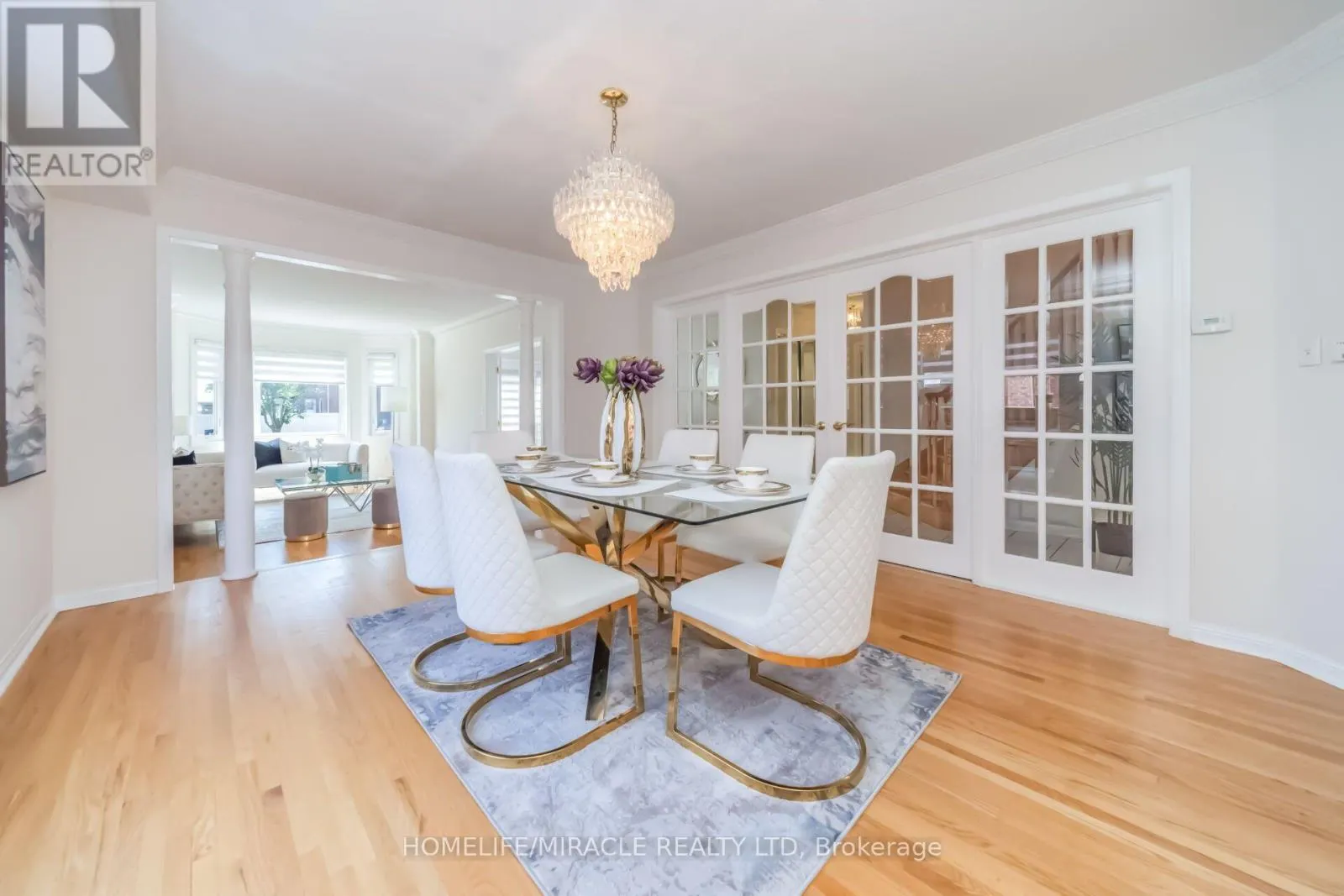 32 GOLD TREE STREET