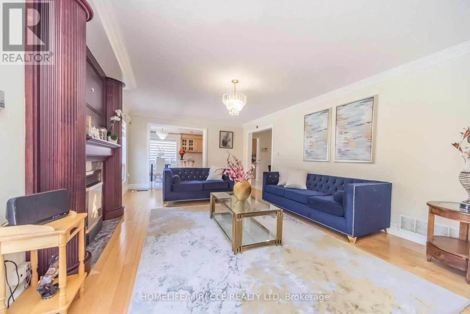32 GOLD TREE STREET