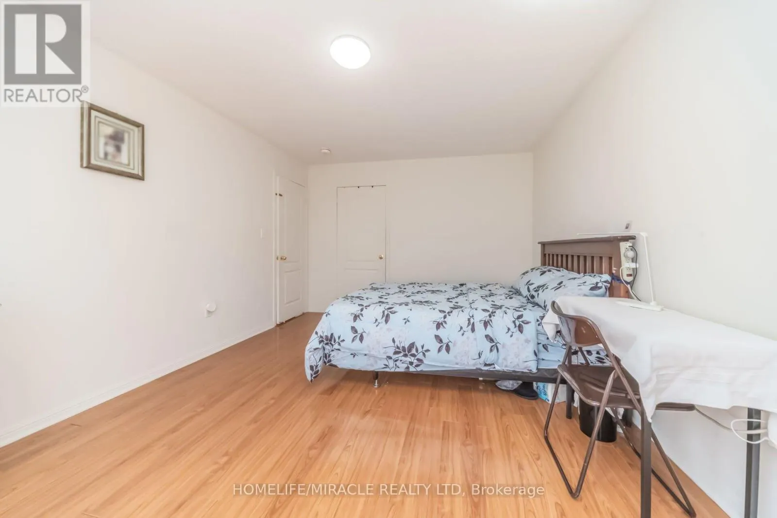 32 GOLD TREE STREET