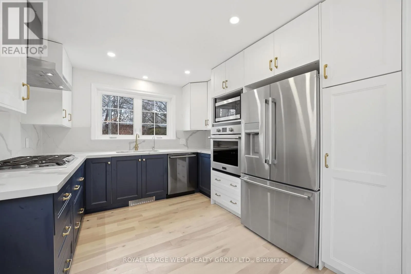 3334 ENNISKILLEN CIRCLE