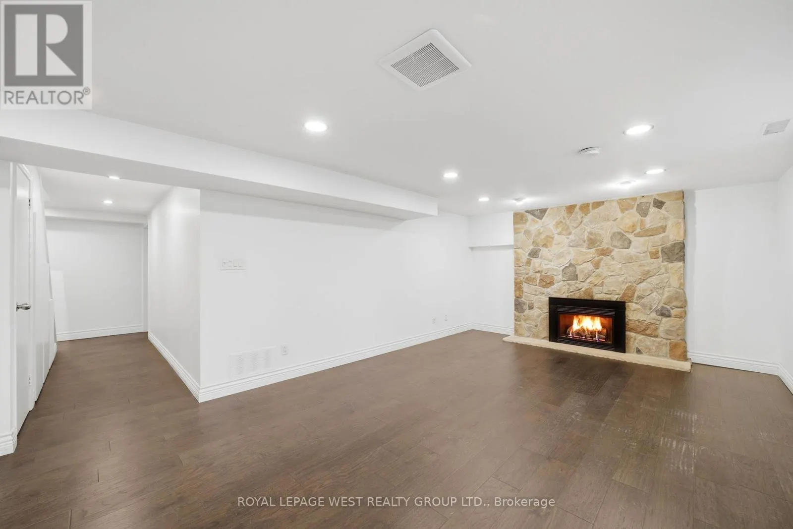 3334 ENNISKILLEN CIRCLE