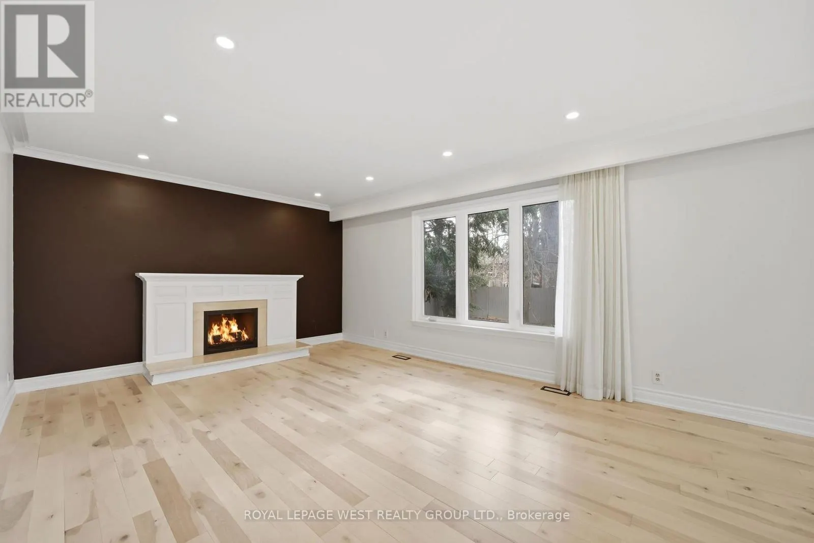 3334 ENNISKILLEN CIRCLE