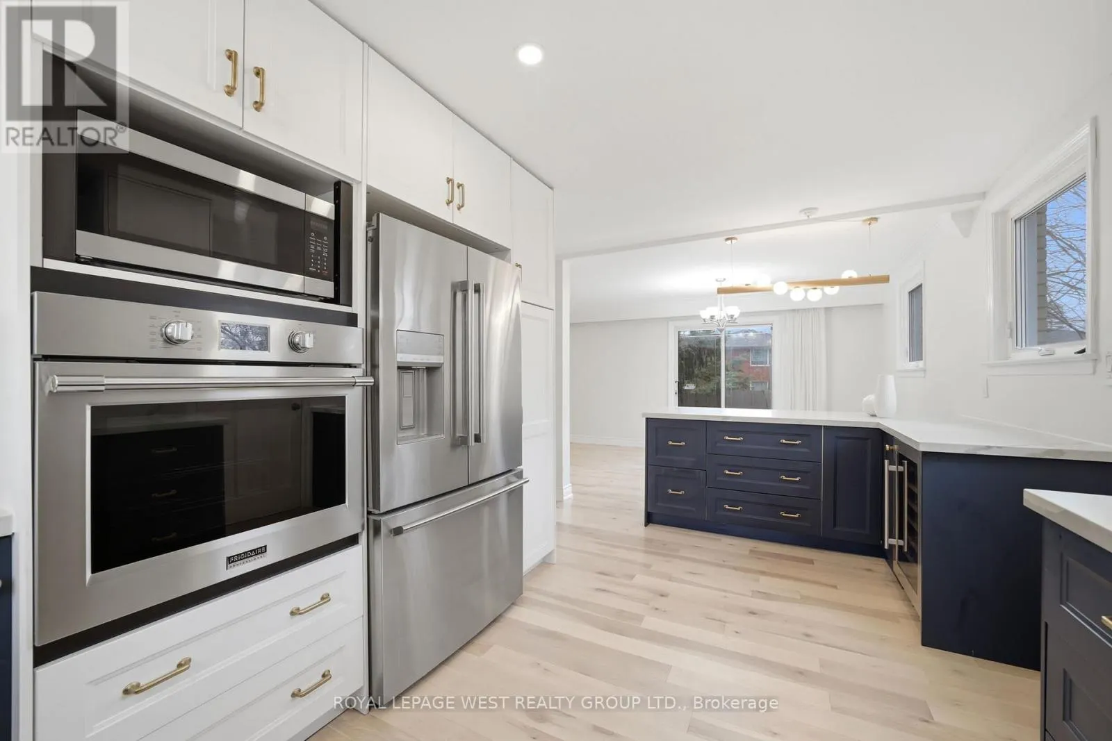 3334 ENNISKILLEN CIRCLE