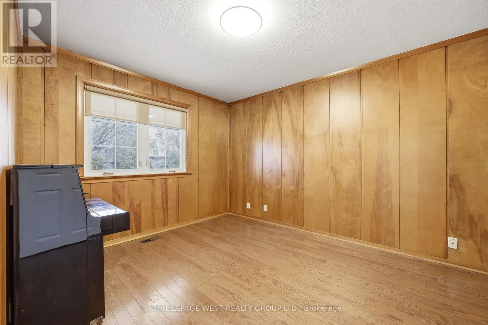 3334 ENNISKILLEN CIRCLE