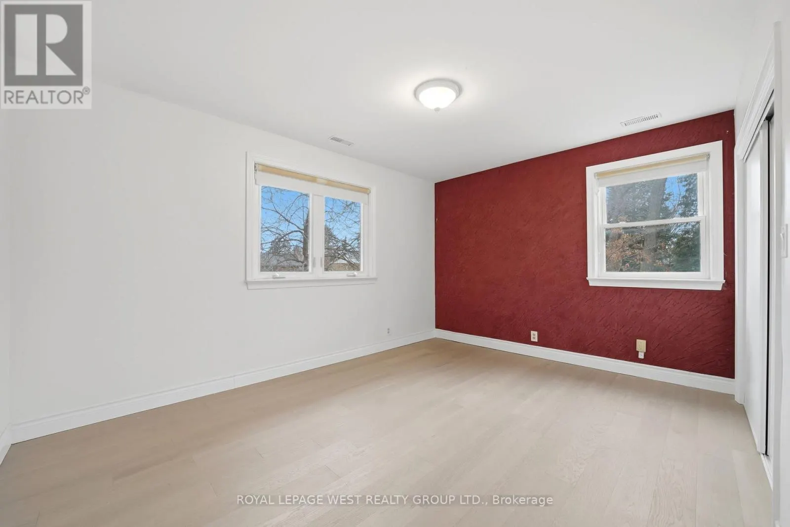 3334 ENNISKILLEN CIRCLE