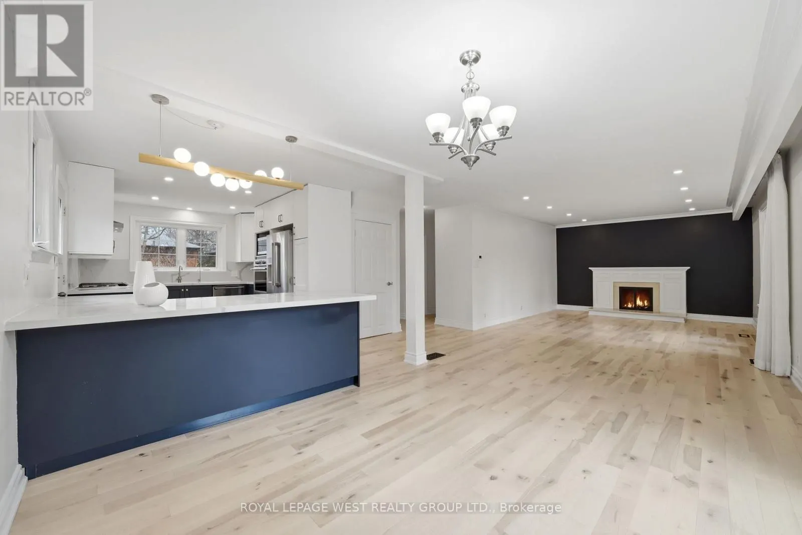3334 ENNISKILLEN CIRCLE