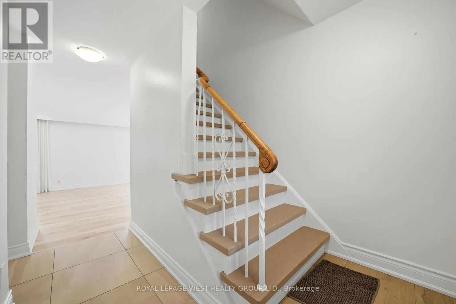 3334 ENNISKILLEN CIRCLE