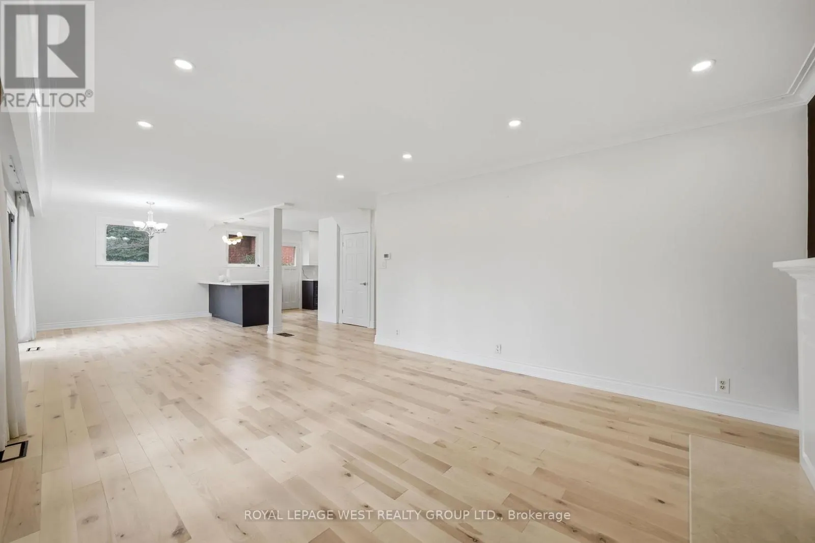 3334 ENNISKILLEN CIRCLE