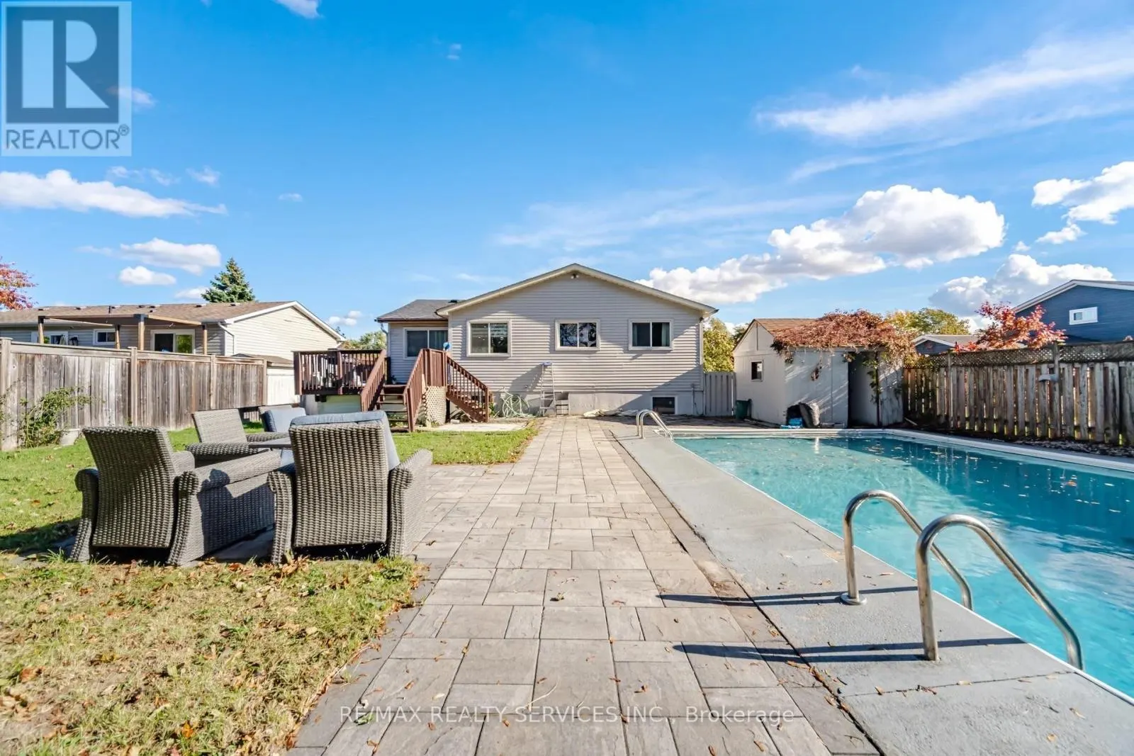 607 WOODWARD AVENUE