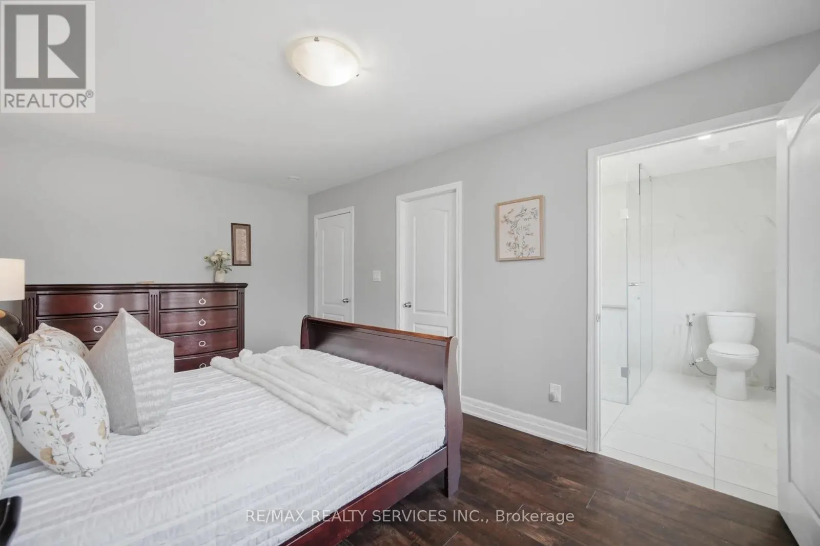 607 WOODWARD AVENUE