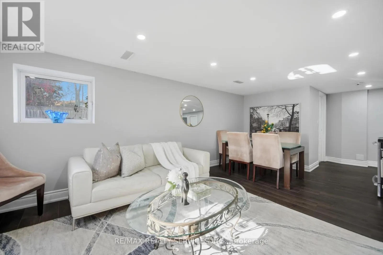 607 WOODWARD AVENUE