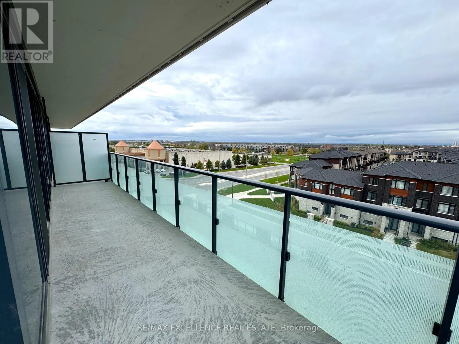 419 - 15 SKYRIDGE DRIVE