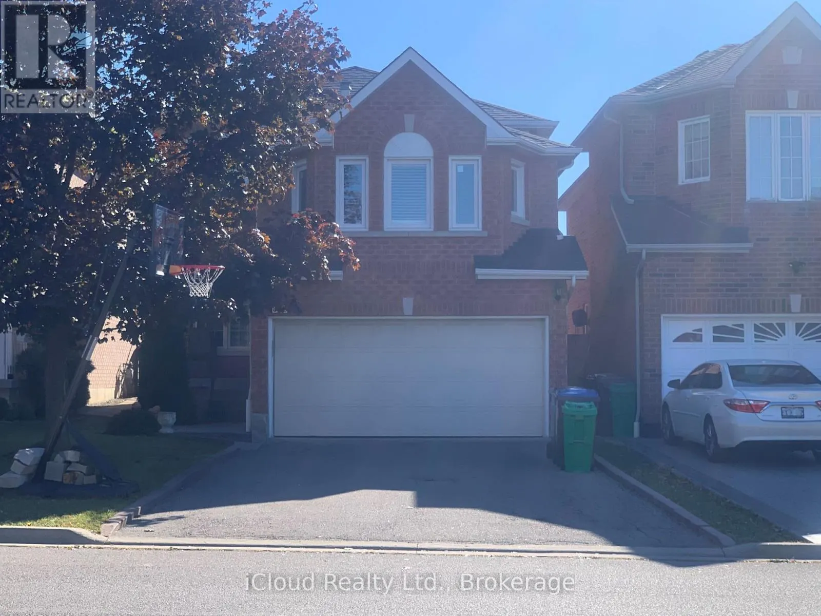 878 BLYLEVEN BOULEVARD