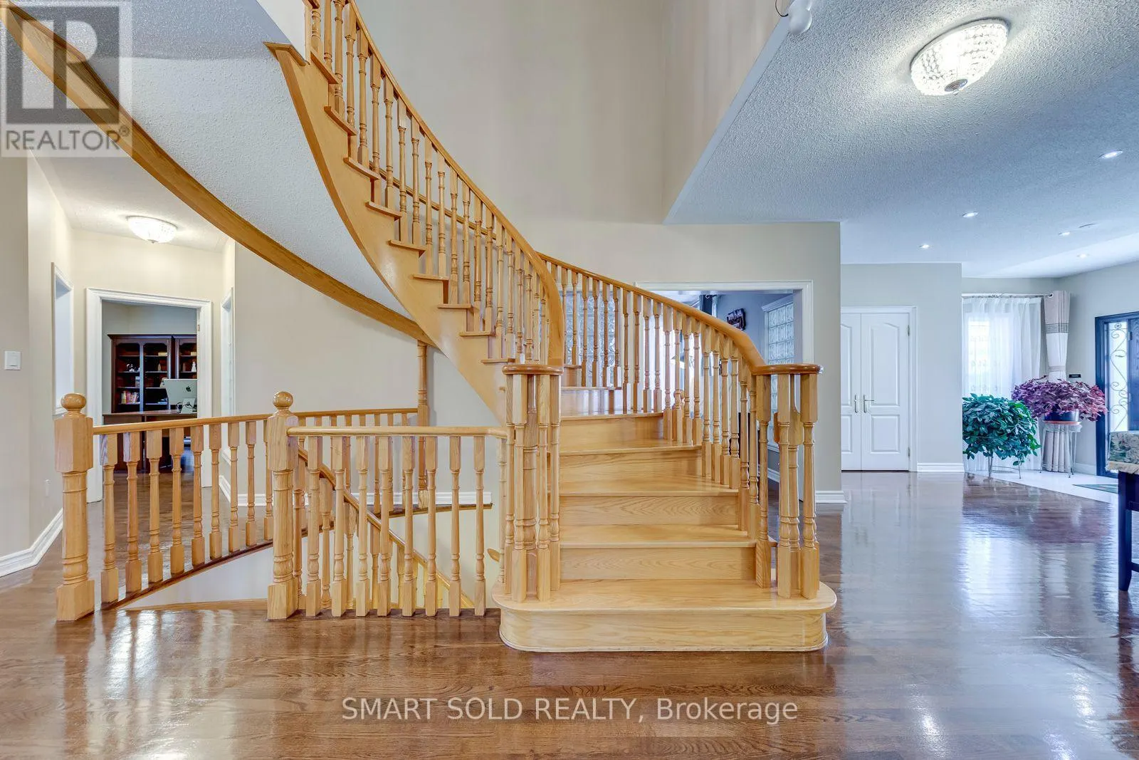 5291 FOREST HILL DRIVE