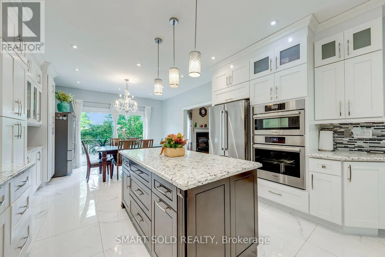 5291 FOREST HILL DRIVE