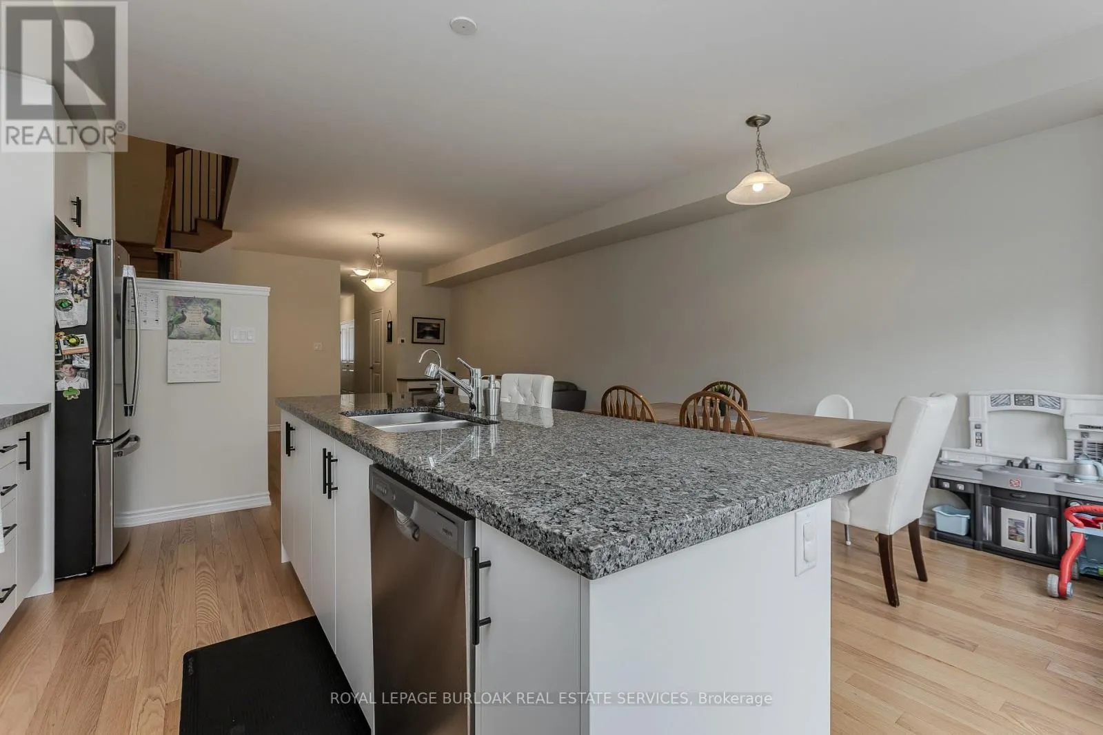 1360 ALMONTE DRIVE
