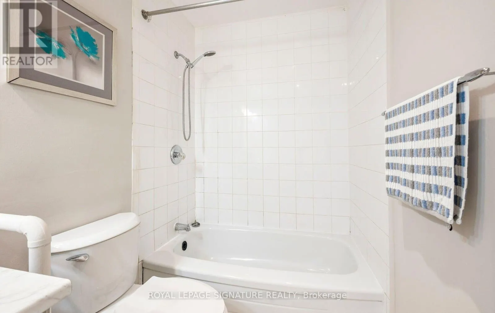 28 - 6777 FORMENTERA AVENUE