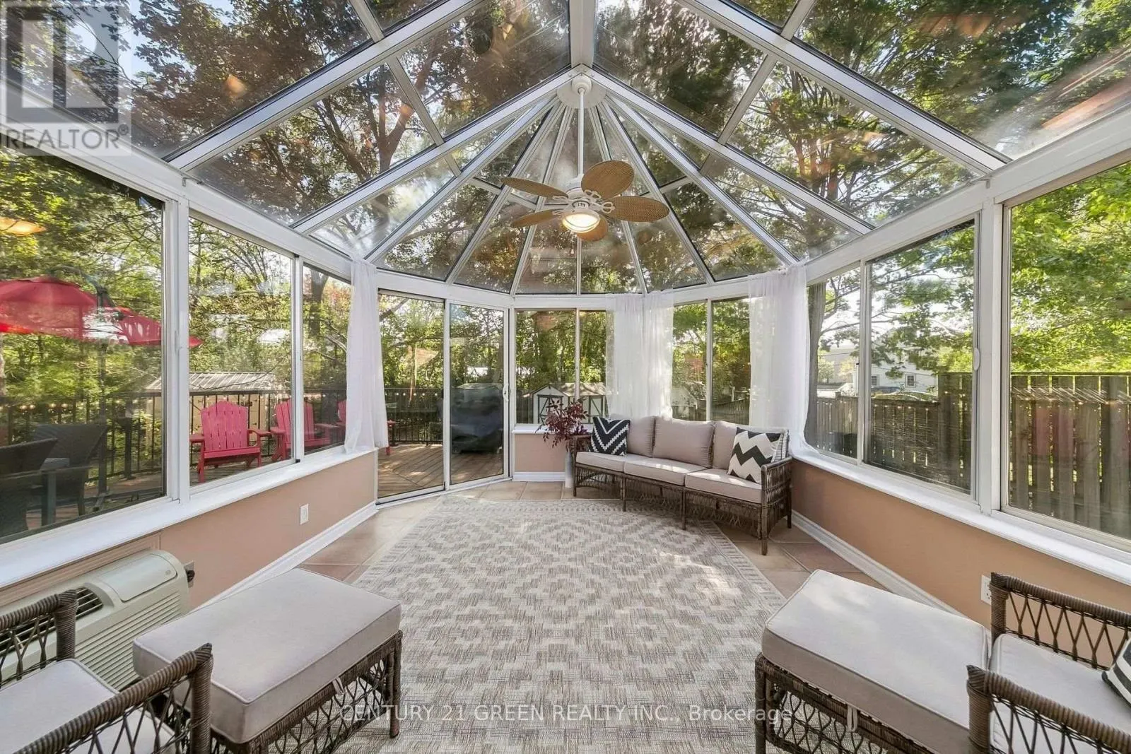 2024 GROVETREE LANE