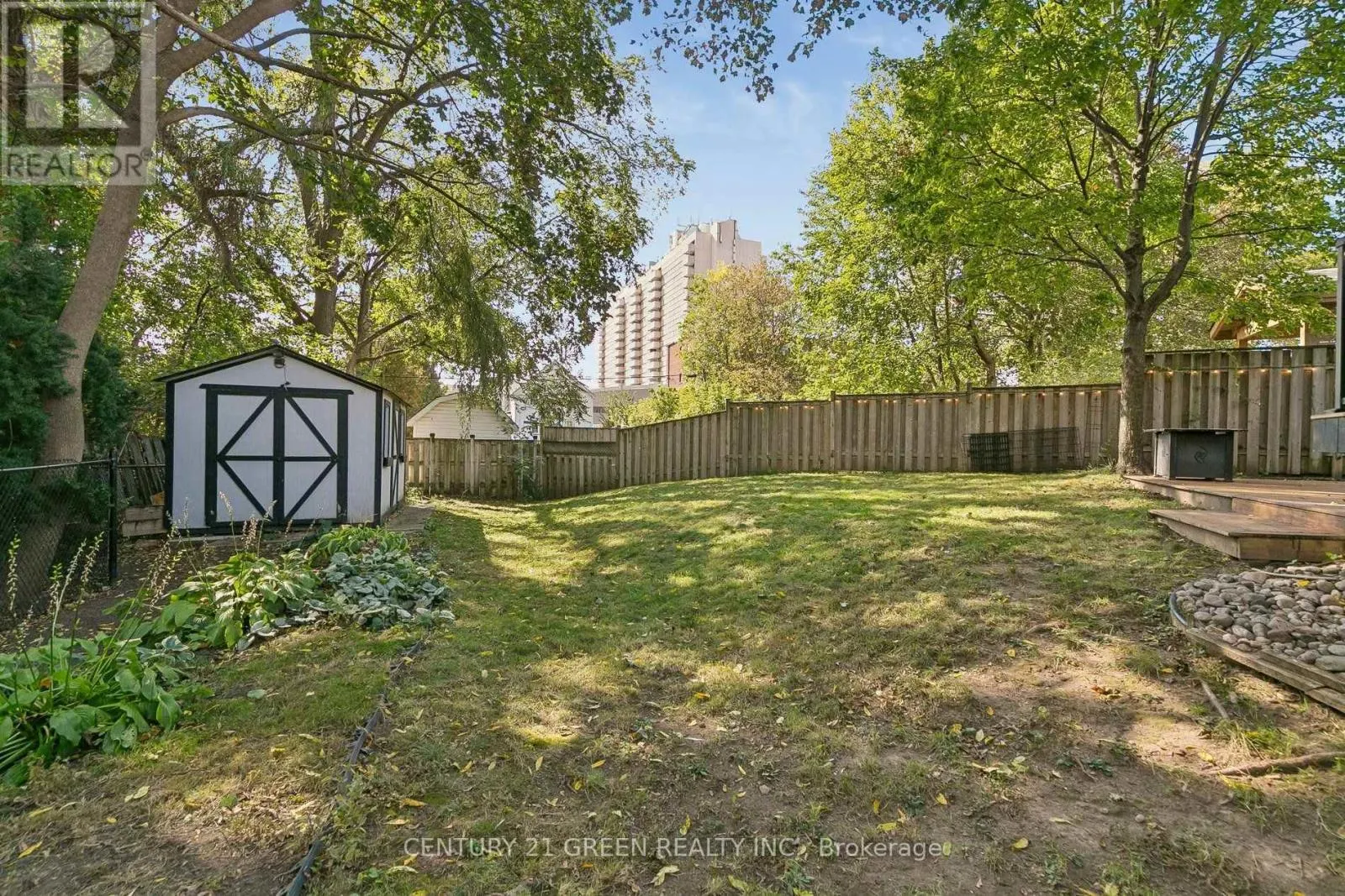 2024 GROVETREE LANE