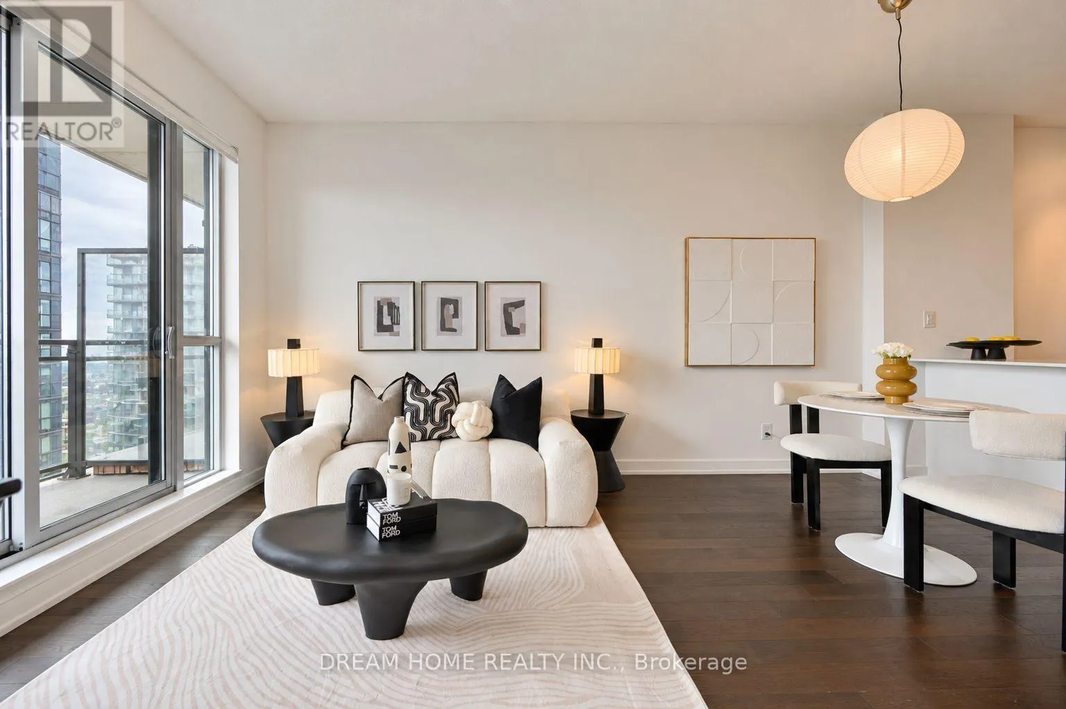 4003 - 4011 BRICKSTONE MEWS