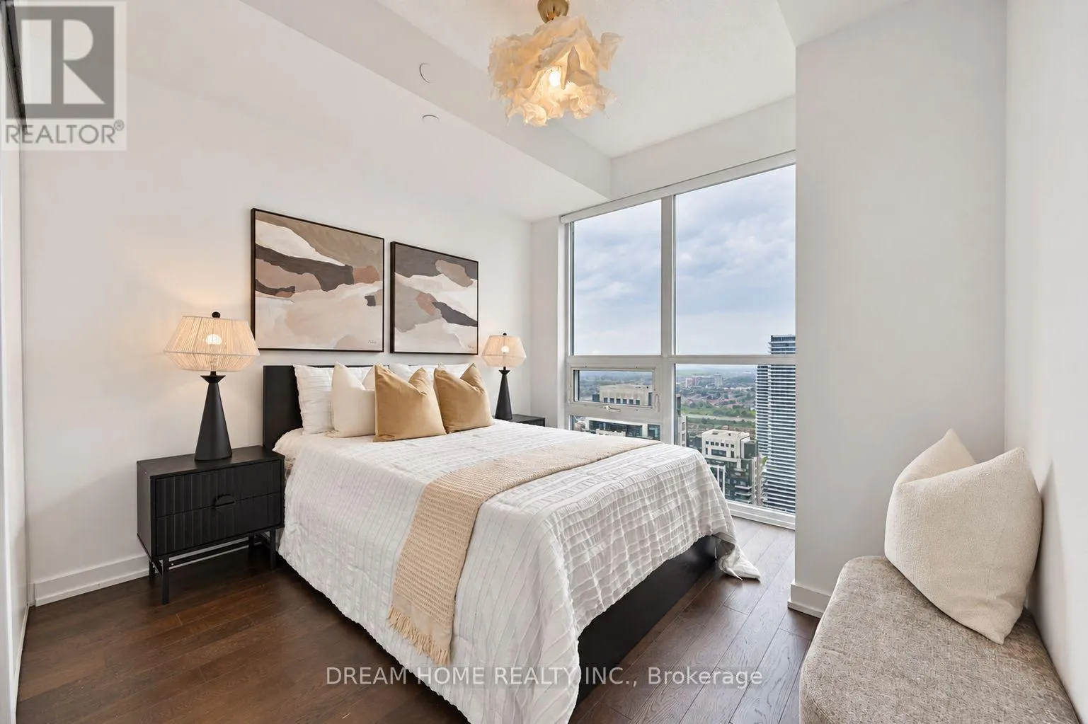 4003 - 4011 BRICKSTONE MEWS