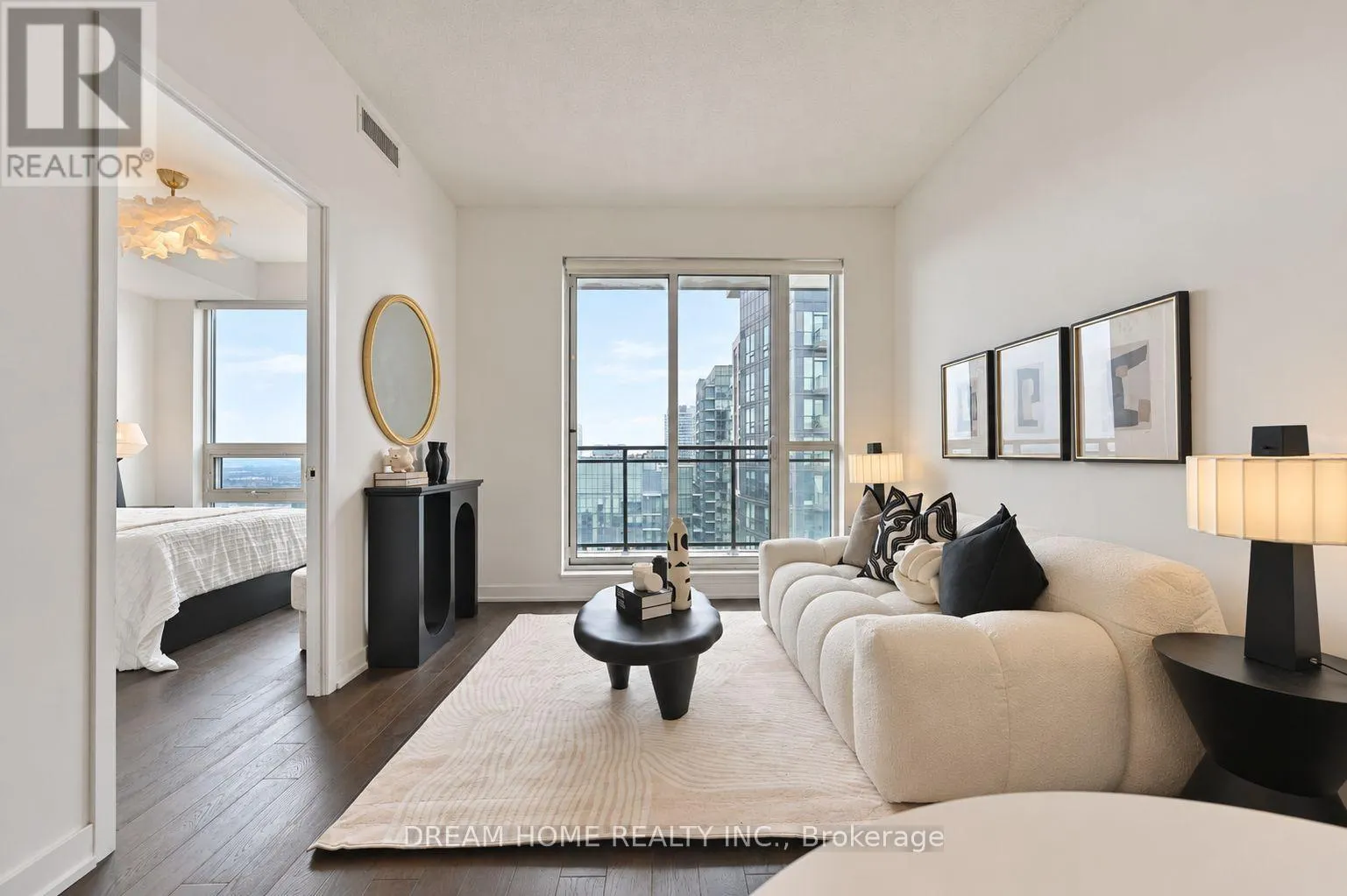 4003 - 4011 BRICKSTONE MEWS