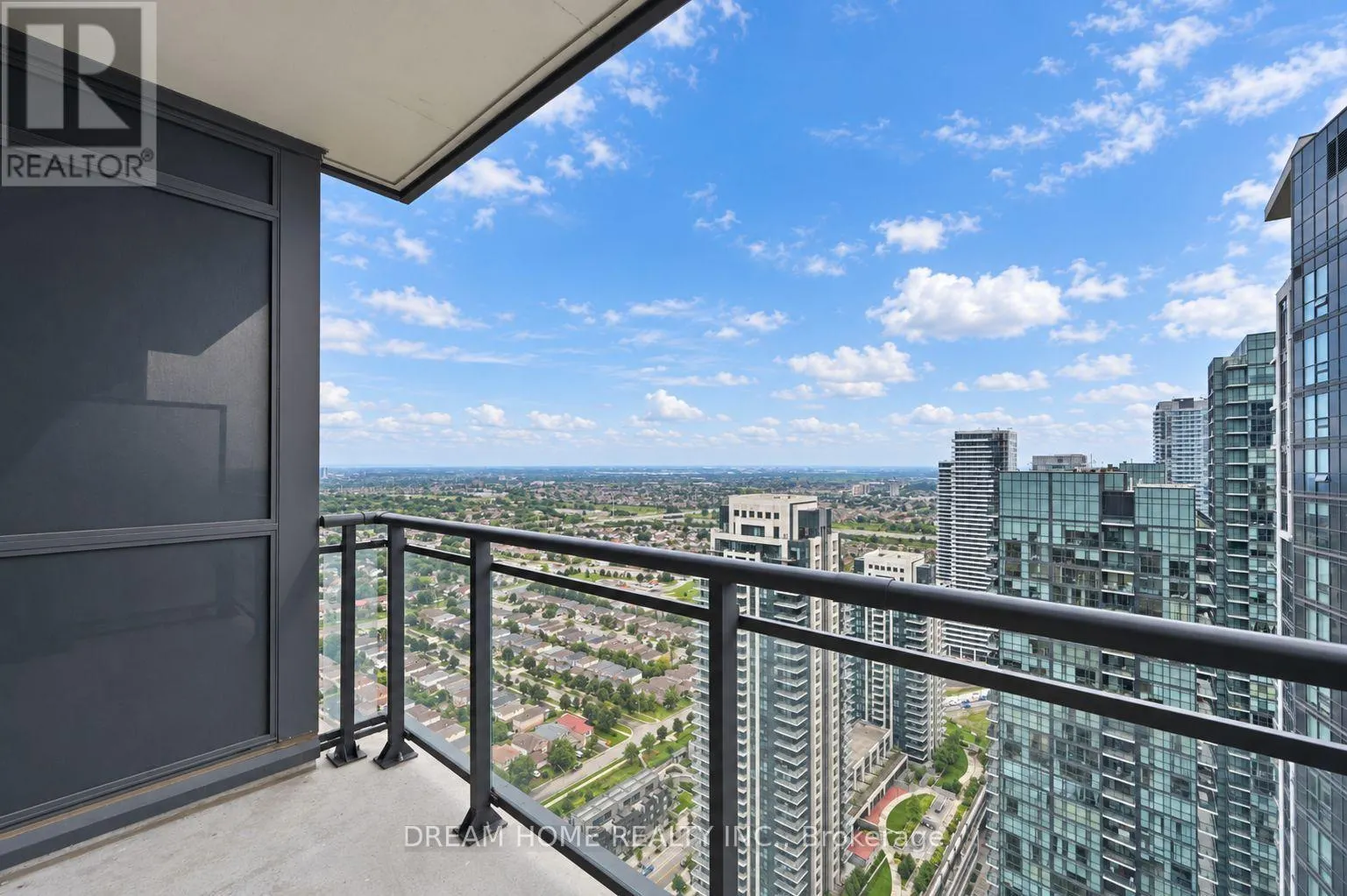 4003 - 4011 BRICKSTONE MEWS