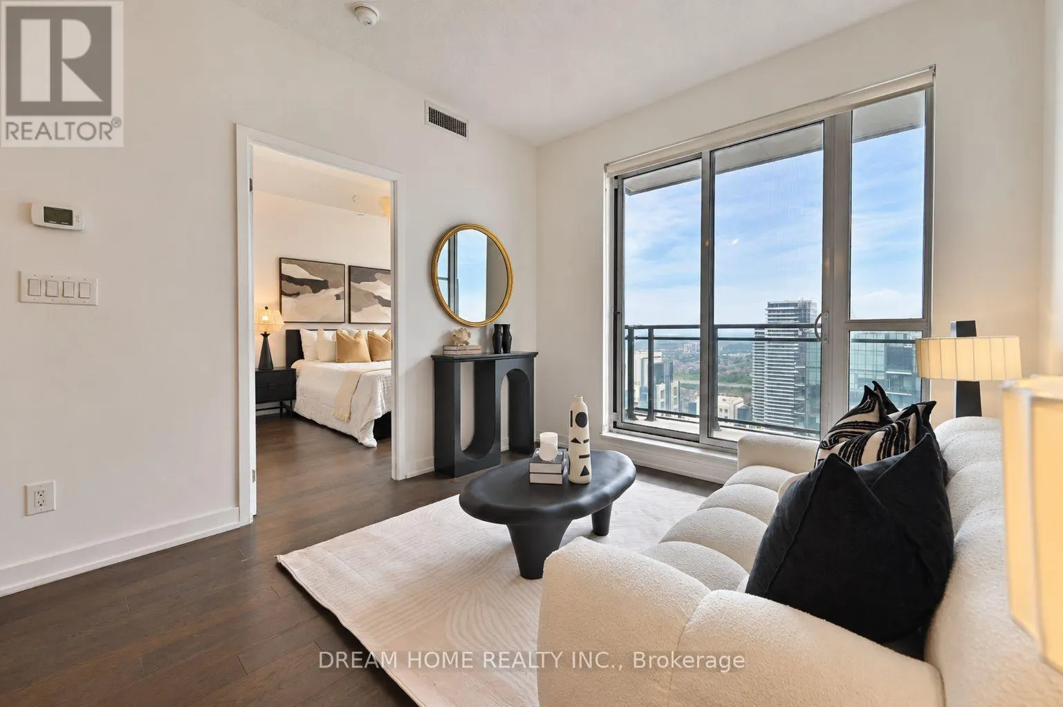 4003 - 4011 BRICKSTONE MEWS