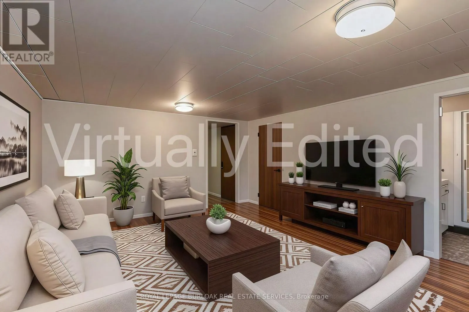 2104 EMERALD CRESCENT