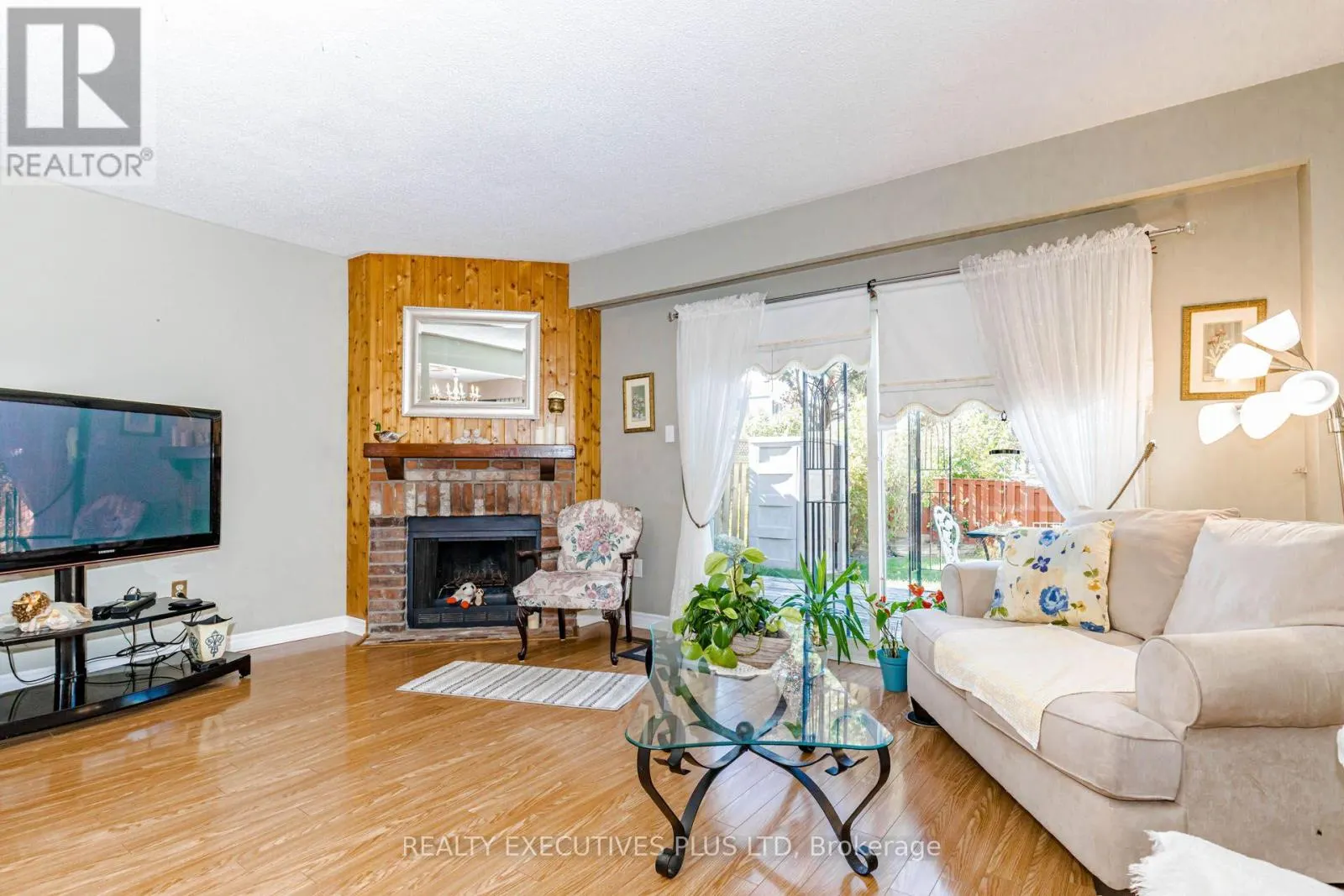 15 MANGROVE ROAD
