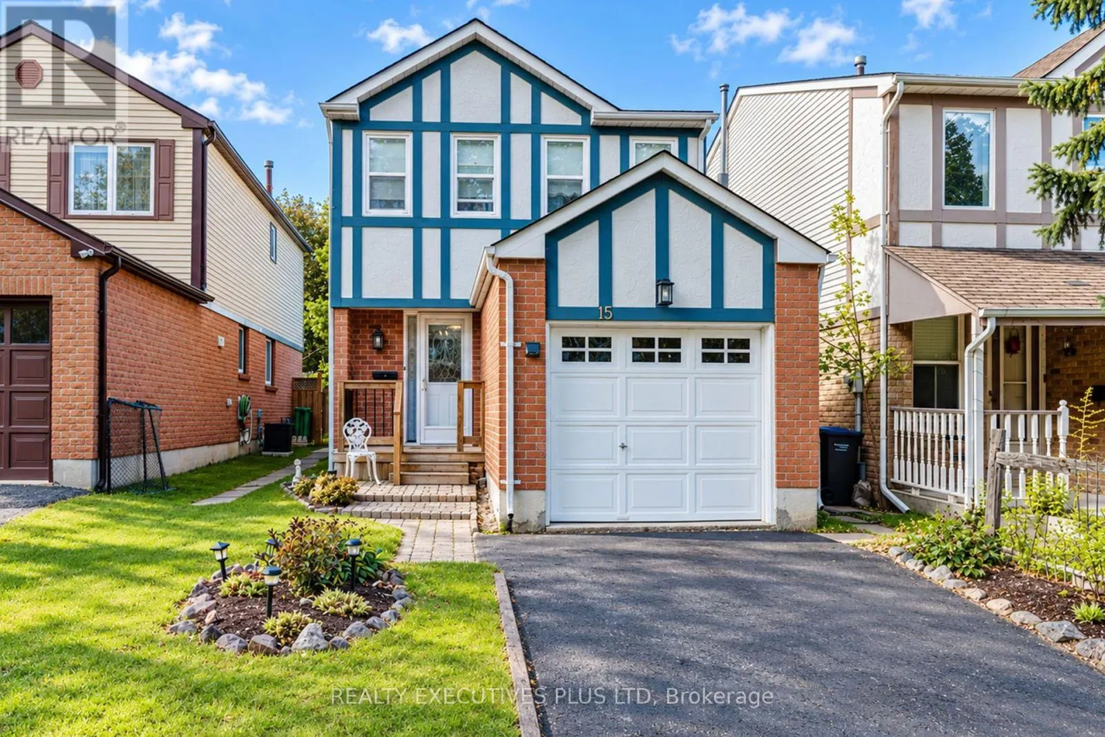 15 MANGROVE ROAD