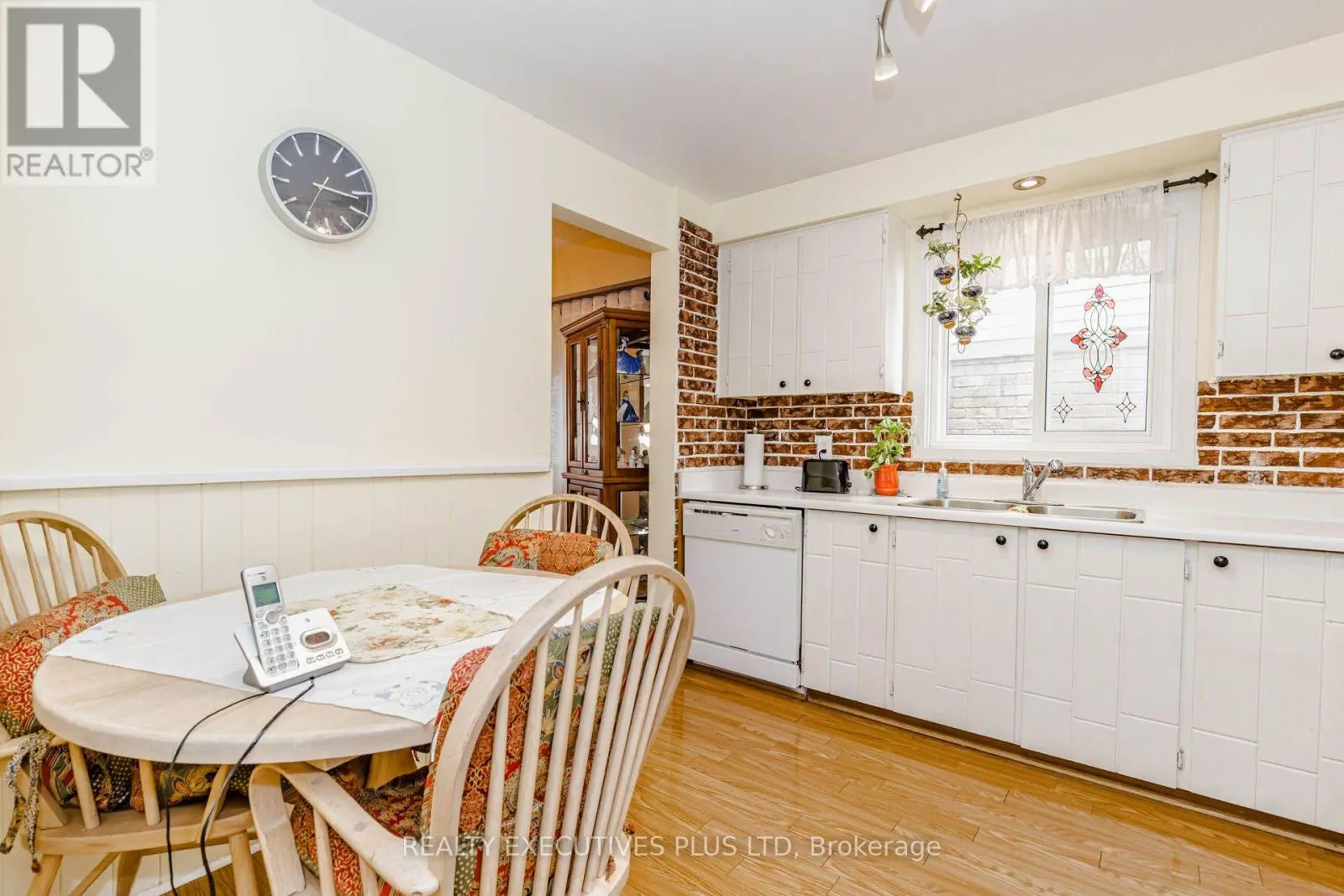 15 MANGROVE ROAD