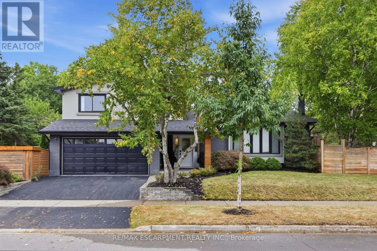 134 FAIRWOOD PLACE W