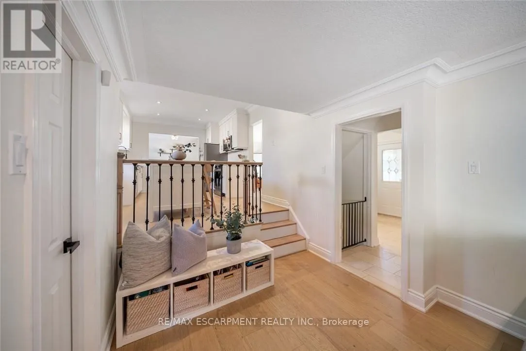 134 FAIRWOOD PLACE W