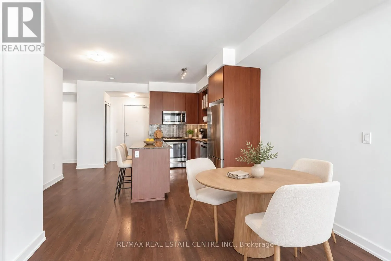 1009 - 4655 GLEN ERIN DRIVE E