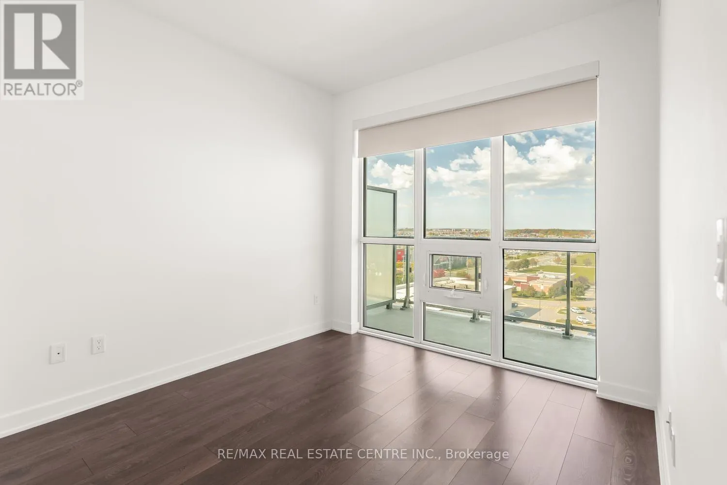 1009 - 4655 GLEN ERIN DRIVE E