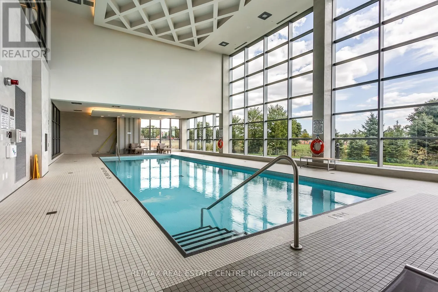 1009 - 4655 GLEN ERIN DRIVE E