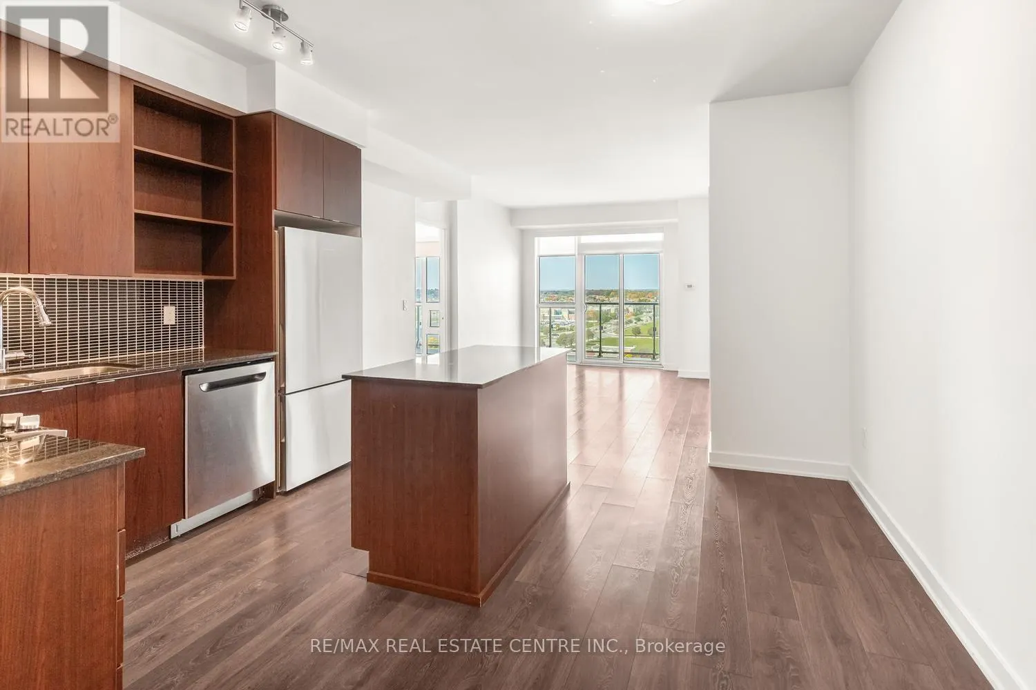 1009 - 4655 GLEN ERIN DRIVE E